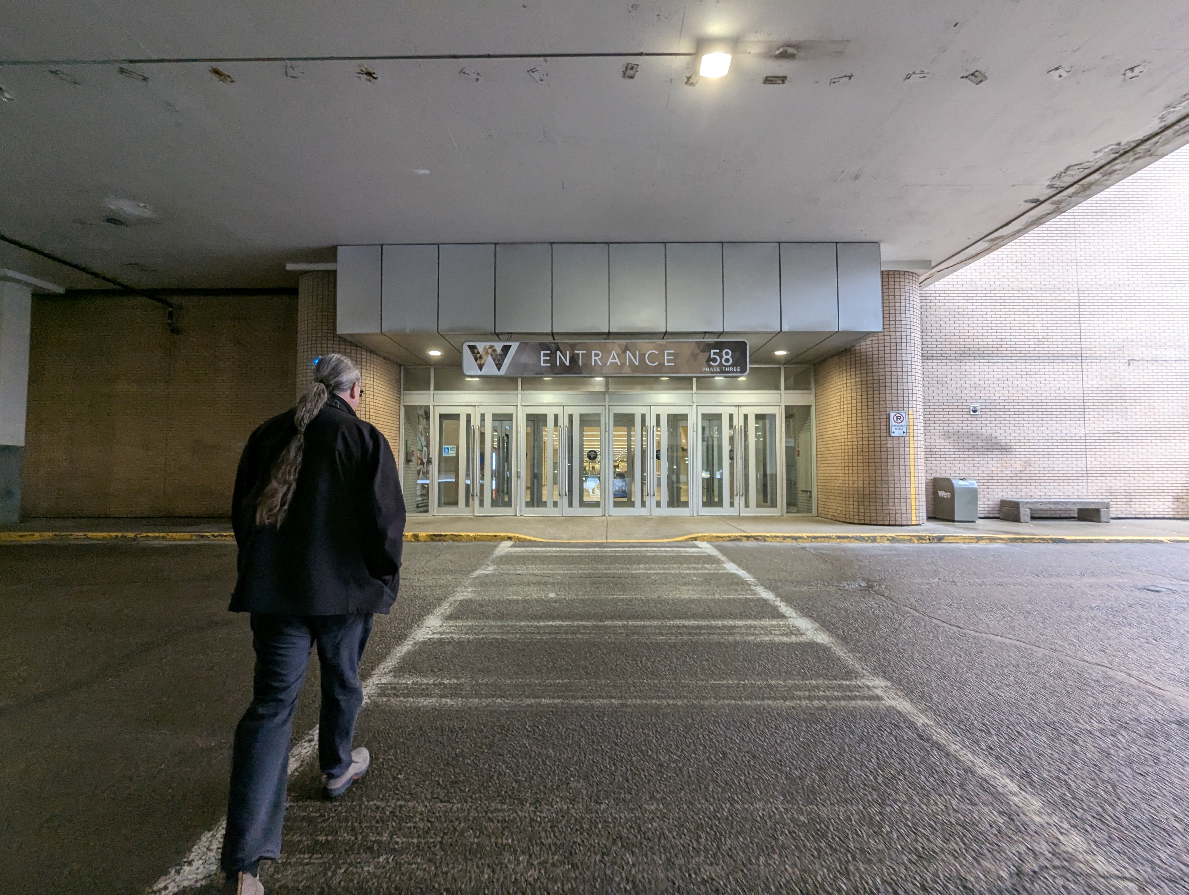 Birthday Trip to Canada, West Edmonton Mall, Mike Sanders